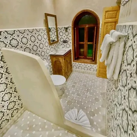 Riad Rooftop Spa With Swimming Pool